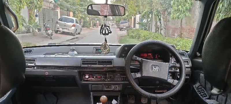 Honda Accord 1985 9