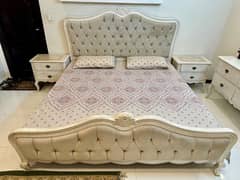 latest victorian bed set urgent sale