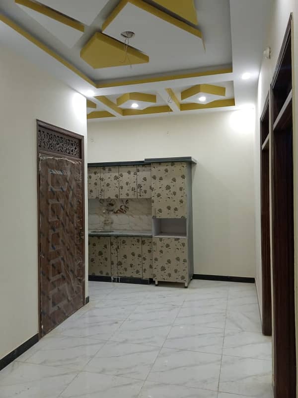 1st floor in Azizabad F. B. Area 5