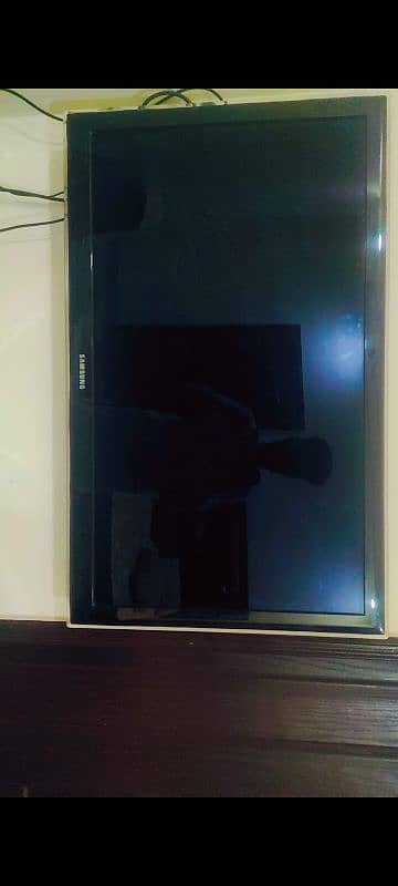 Samsung UA-40C5000 LED Screen Size (Diagonal)40 INCH 6