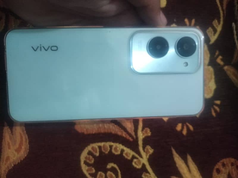 vivo y18 1