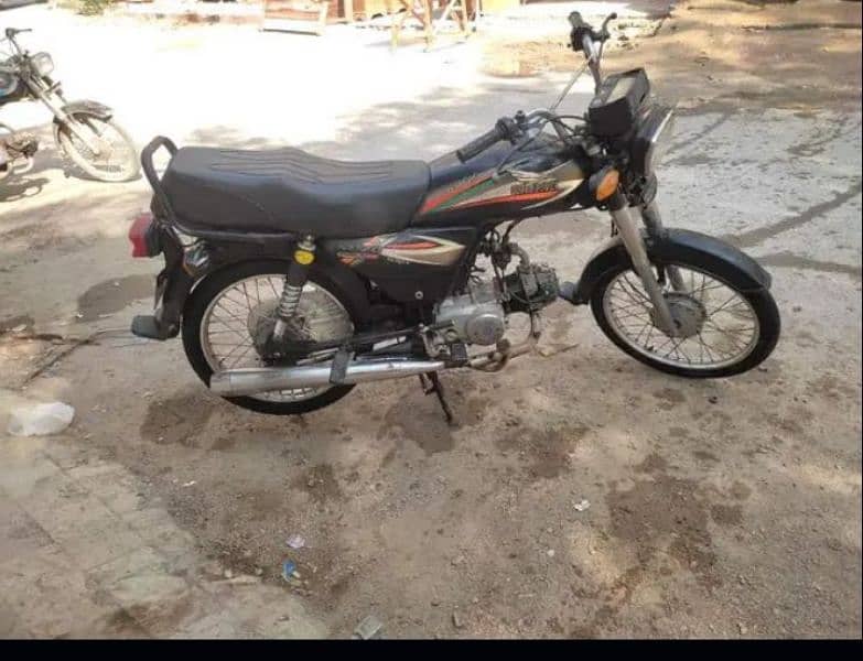 Well-Maintained Super Power, Reliable Bike and Low Mileage of 64 km/h 2