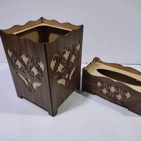 WOODEN BASKET WITH TISSUE BOX 4