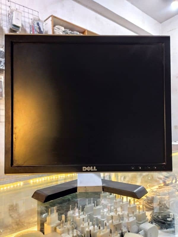 Dell 1780FP 17-Inch LCD Monitor 1