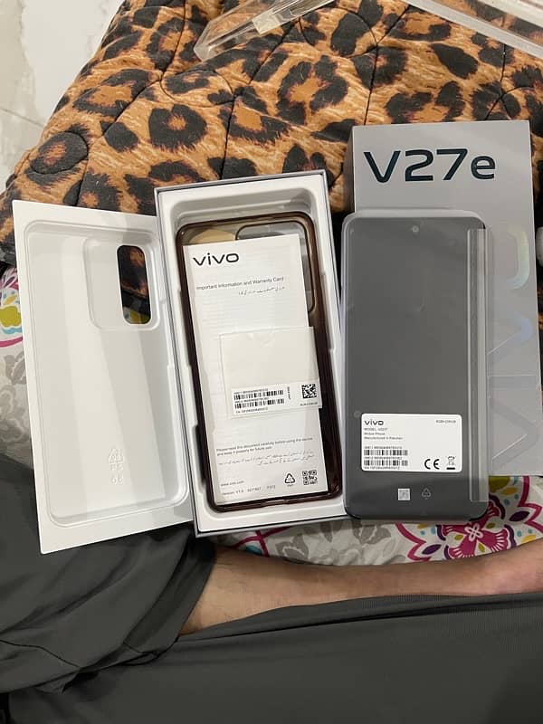 VIVO V27e 8