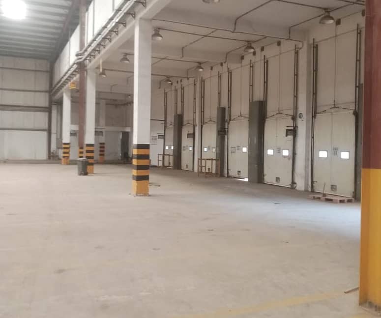 140000 sq. ft. Neat and clean Warehouse available for rent on Multan road Lahore 6