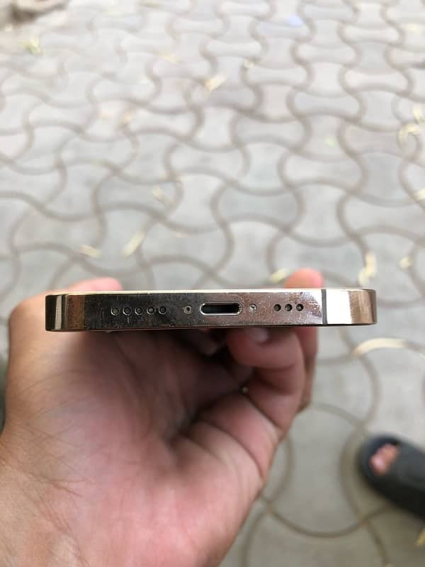 Iphone 13 pro Non PTA With Box 2