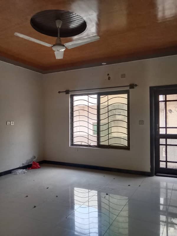 30x60 Double storey House for rent in G-15 Islamabad 7