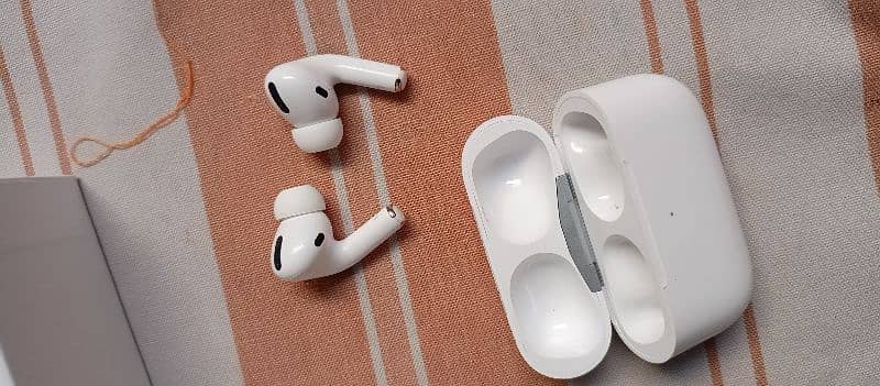 airpods pro 4