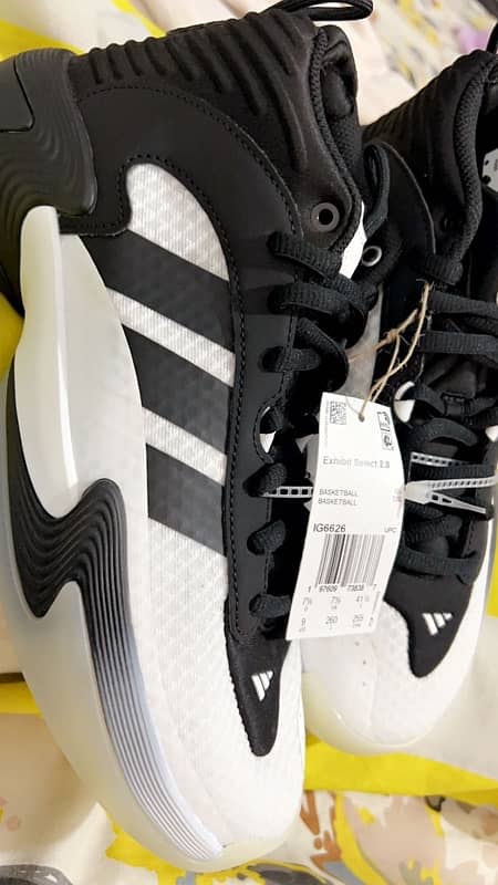 BRAND NEW ORIGINAL Adidas Exhibit Select 2.0 0