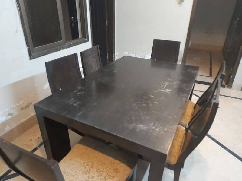 Branded Dining Table with Chairs 3