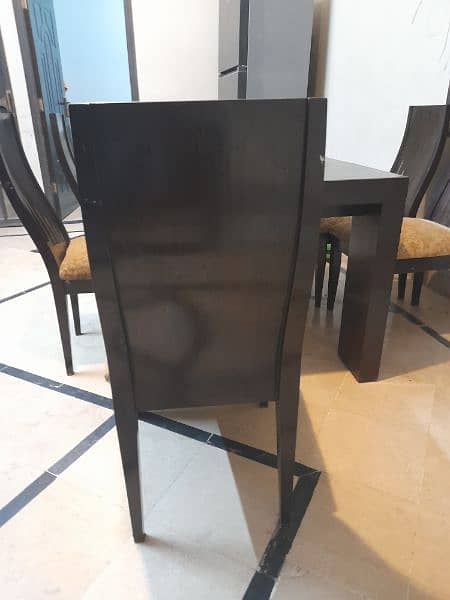 Branded Dining Table with Chairs 5