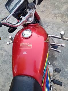 honda CD 70 20 model ha mere apne name pe scnend owner hun