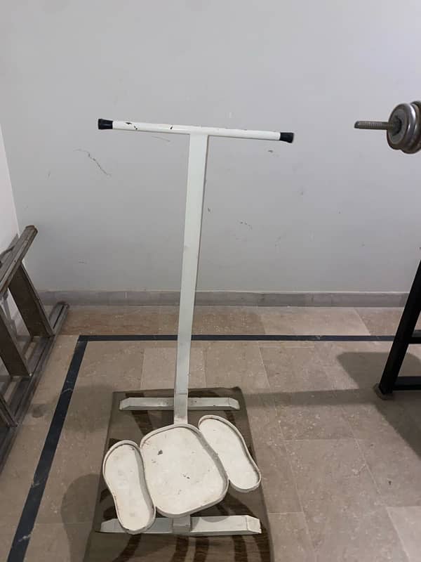 bench press and rotatting machine for sale worh dumbells 3