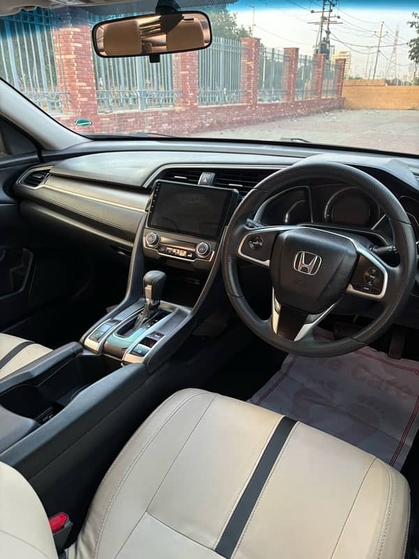 Honda Civic Oriel 2019 6