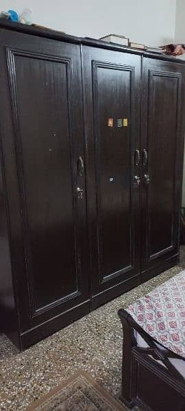 Used 3 door cupboard 1