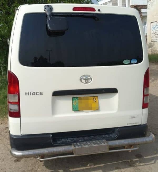 Toyota Hiace 2012 6