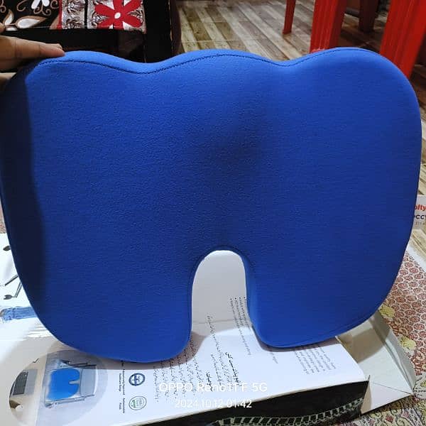 Molty Ortho Coccyx Cushion 2