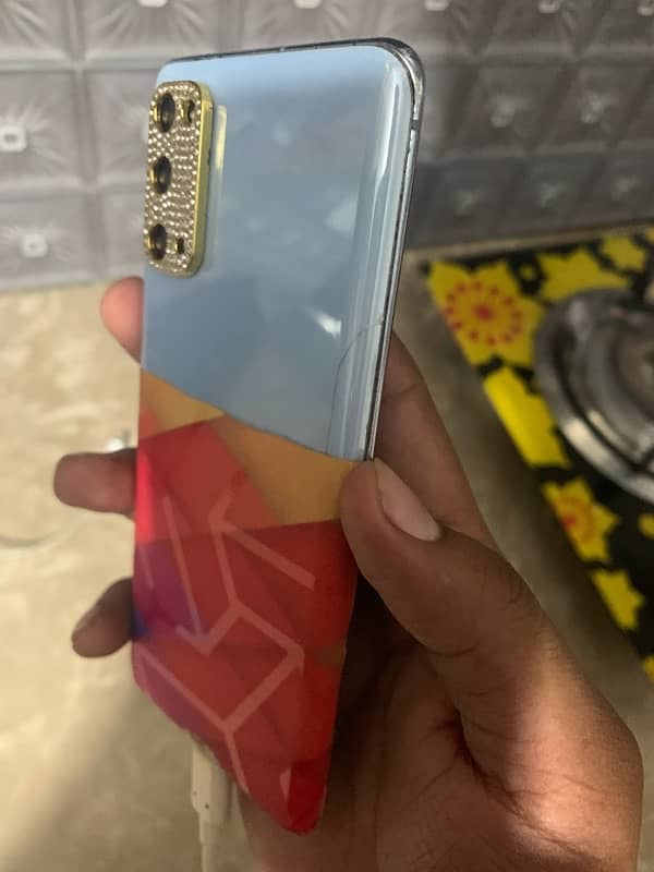 s20 12 gb 128 gb front back both glass crack non pta at&t version 1