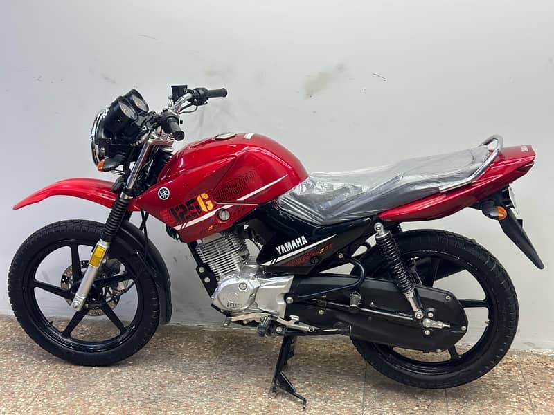 yamaha ybr125g 2022 ( 6000 km used ) 7