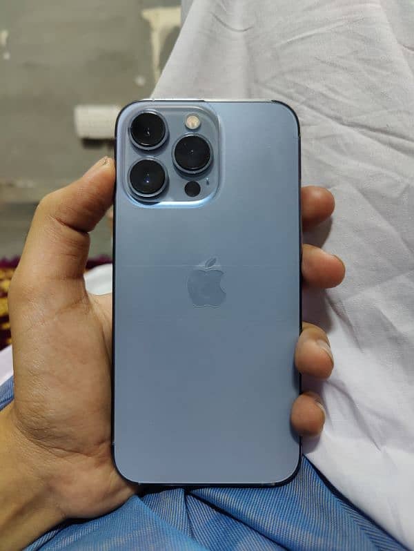 iphone 13 pro 2