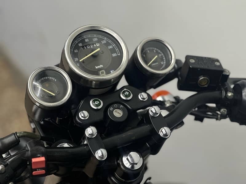 hi speed infinity 150cc ( cafe racer 11000 used ) 3