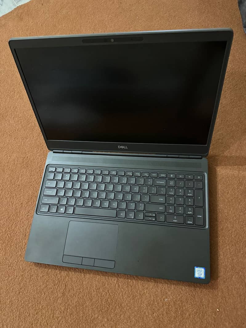 Dell Precision 7550 workstation 1