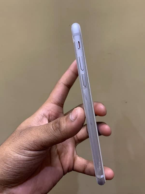 iPhone 8 (64) Gb Pta Approved 1