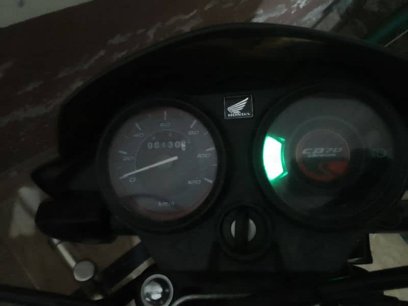 Honda dream new condition bike 2