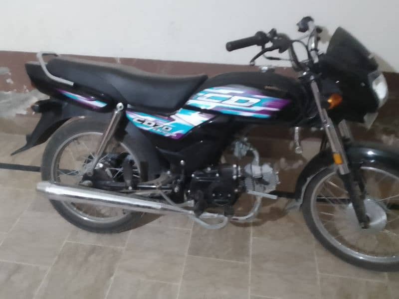 Honda dream new condition bike 5