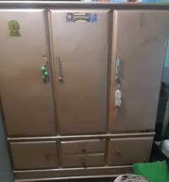 3 door safe almari safe condition