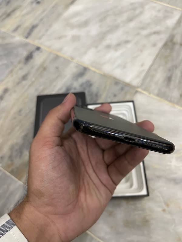 iPhone 11 Pro Max 512gb Dual Pta 5