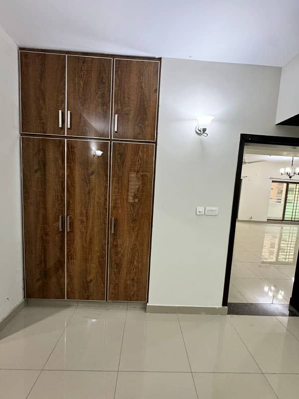 Brand New 10 Marla Apartment 2nd Floor With Gas Is Available For Sale In Askari 10 12