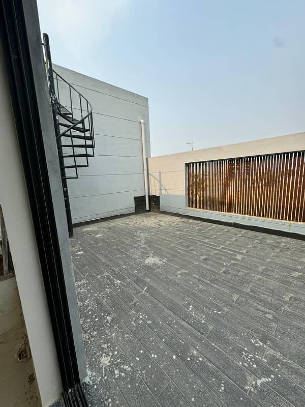 One Kanal Beautiful Gray Structure Modern Bungalow Available For Sale In DHA Phase 7 Block Y Lahore 27