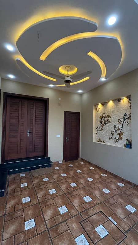 5 Marla Modern House On Prime Location Park View City Lahore For Sale 7