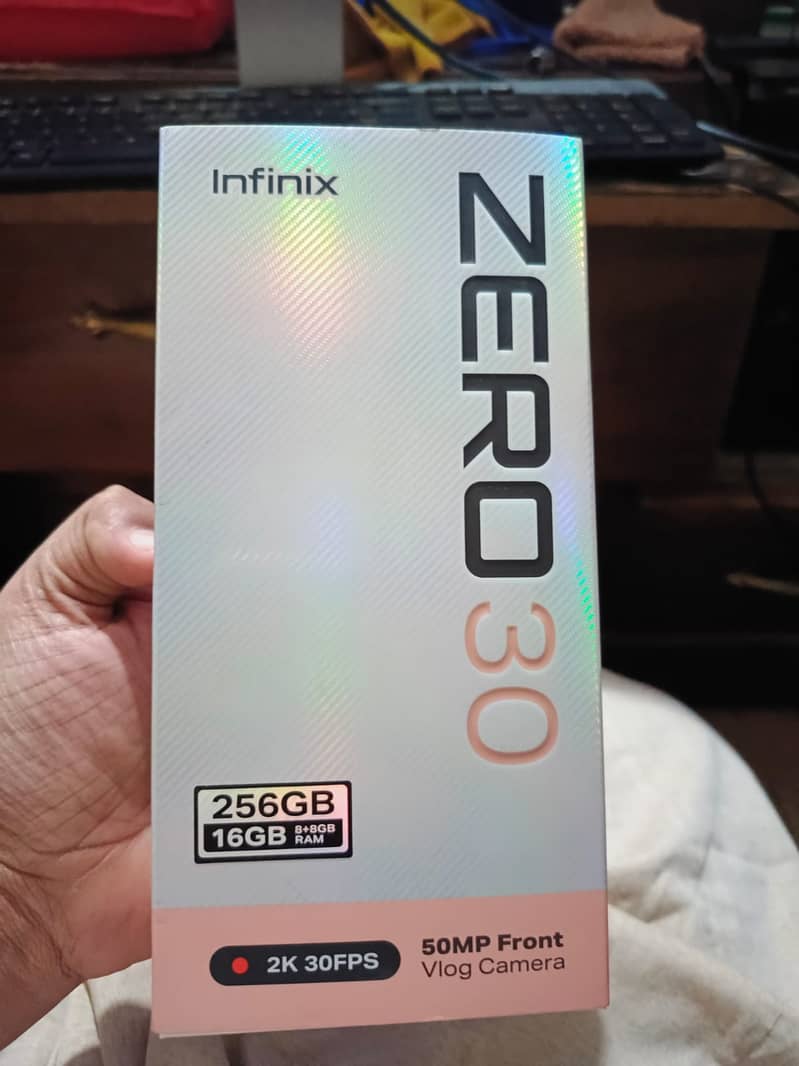 Infinix Zero 30 4G 10