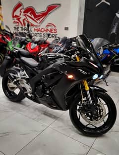 Yamaha R1m replica 400cc heavy bike