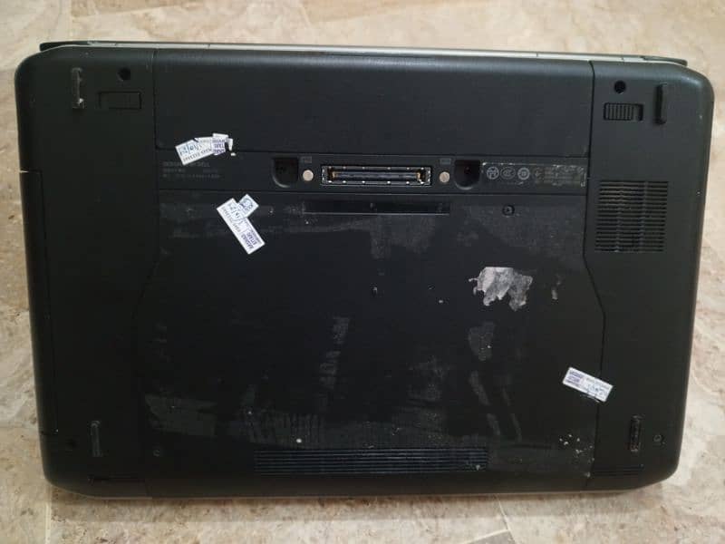 dell laptop 4-256 3