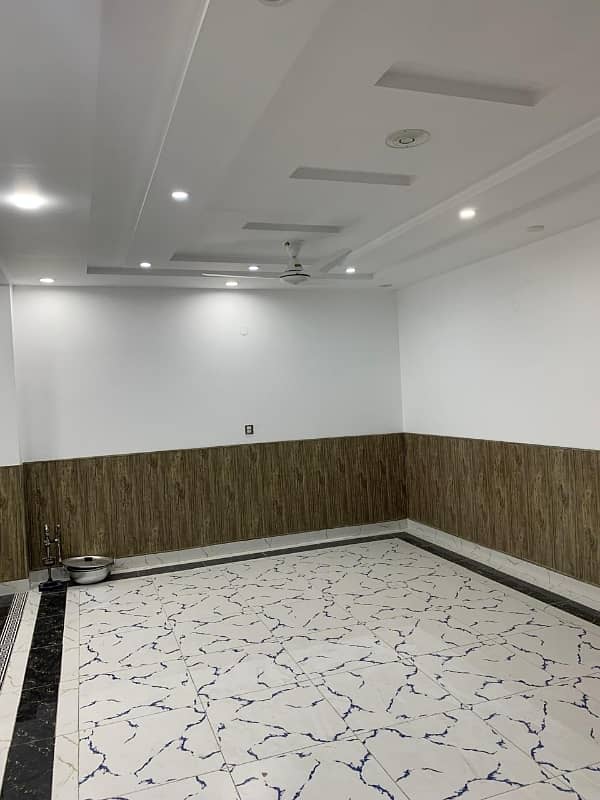 2 Kanal Sami Commercial House For Rent For Silent Office Use Near Emporium Mall Johar town 3