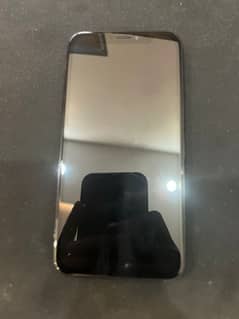 iPhone XS condition 9/10 sim time 4 months