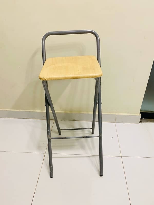 coffee table with chairs 3