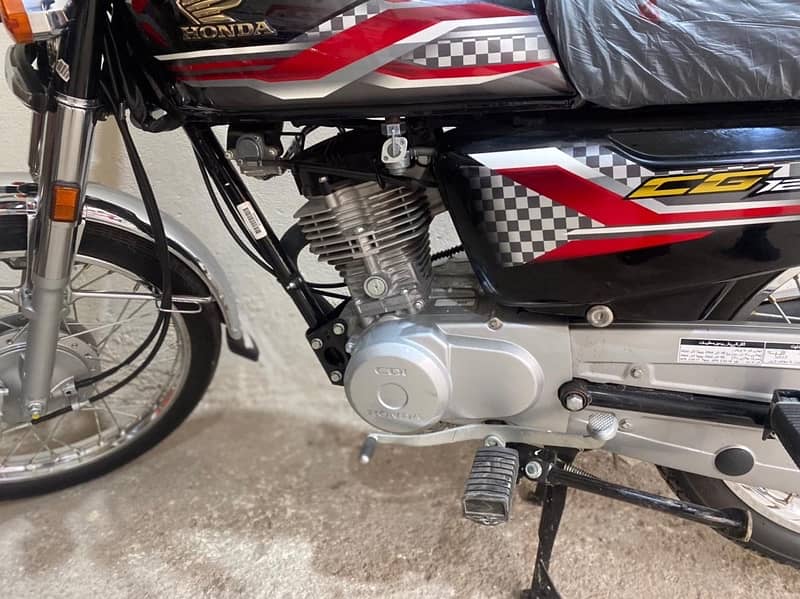 honda 125 brand new condition number laga howa hai 2