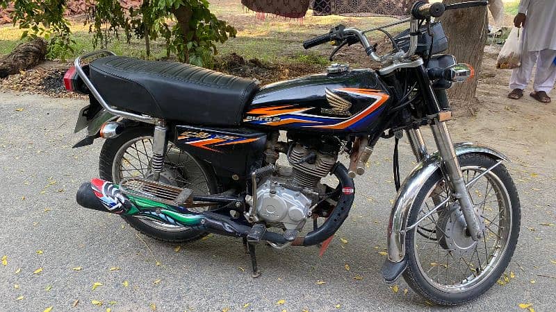 Honda 125 For Sale | 2018 Model | Lahore Register| Good Condition 1