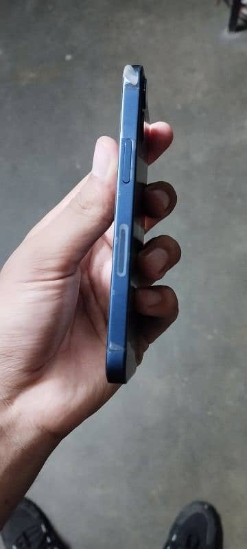 iphone 12 mini 10/10 condition 2