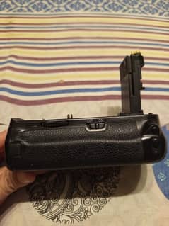 Canon  Battery Grip For Canon 6D