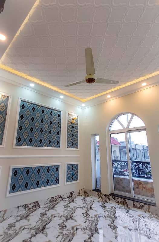 5 Marla Beautifully designed house For Rent In Park View City Lahore. 2