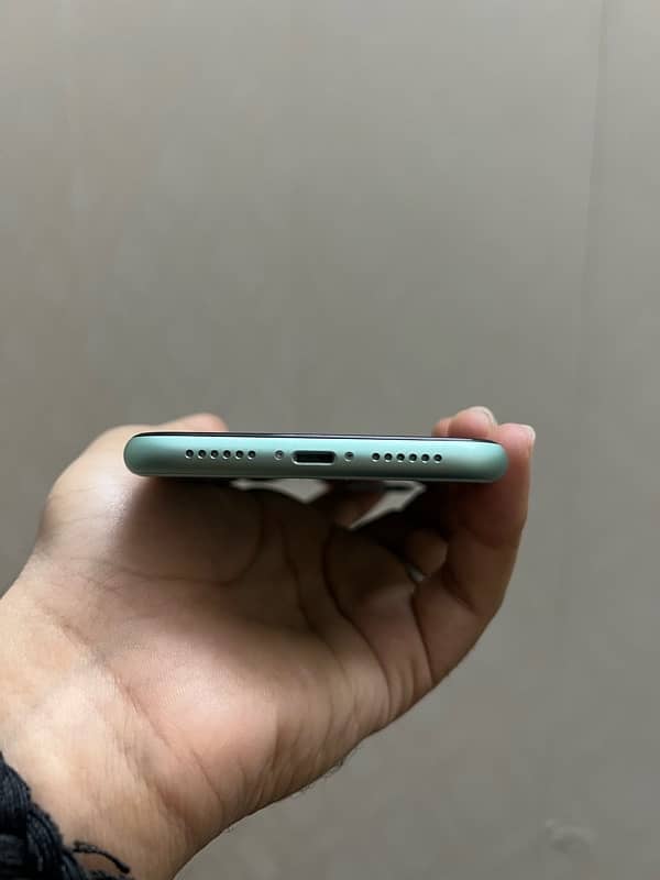 Iphone 11 non pta ( jv) 96% battery health 64 GB 5