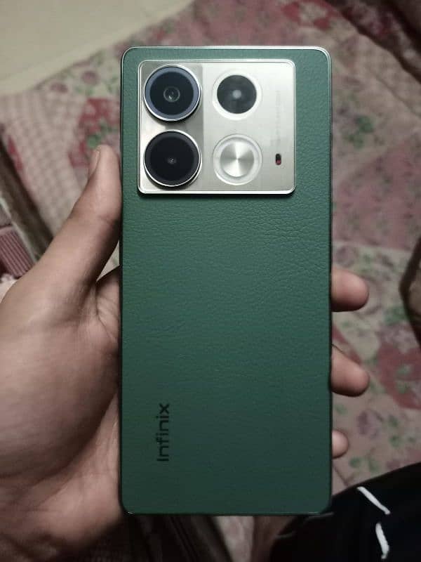 infinix note 40 vintage green color 0