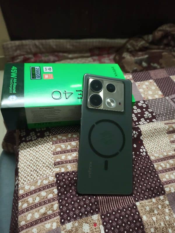 infinix note 40 vintage green color 2