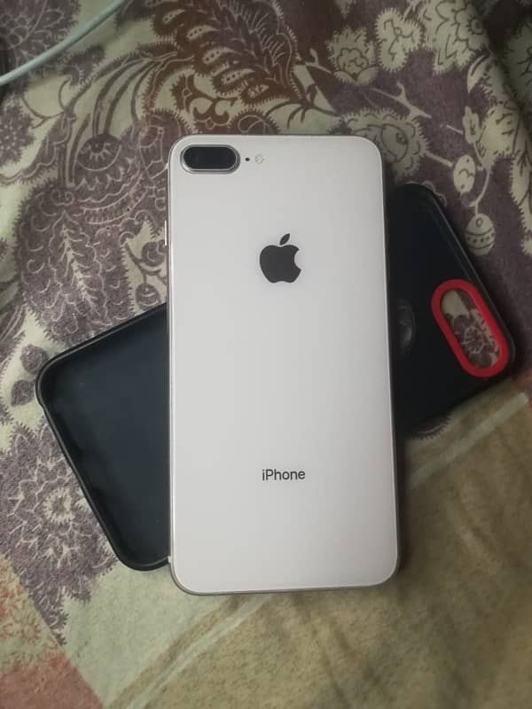 iPhone 8plus 64gb 5